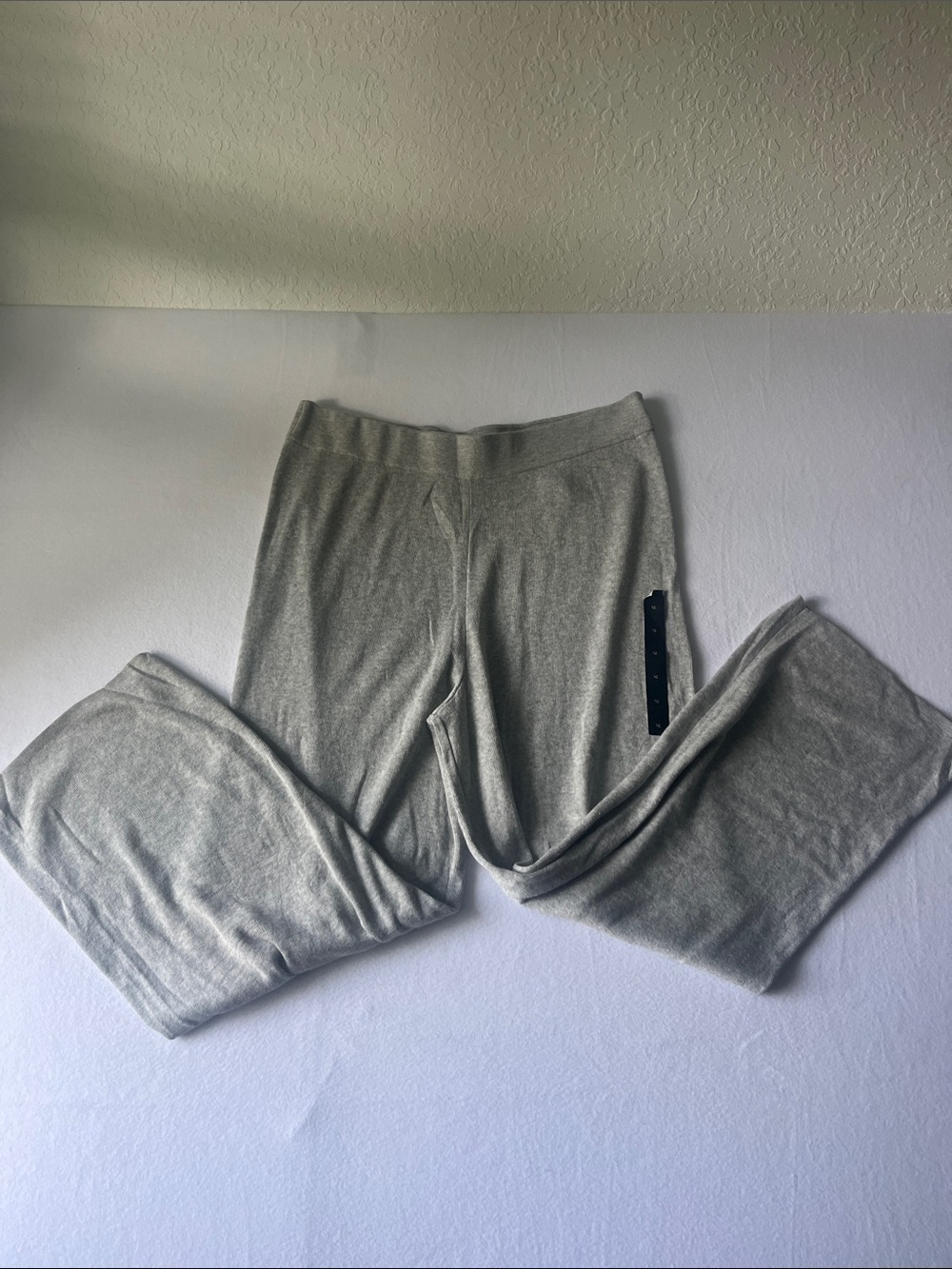 Banana Republic Relaxed Wide-Leg Knit Pants in Heather Gray
